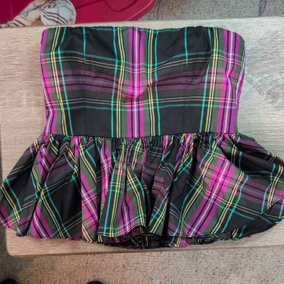 Vibrant Plaid Strapless Peplum Top - Picture 1 of 9